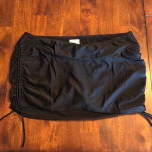 Large Motherhood maternity swim bottoms